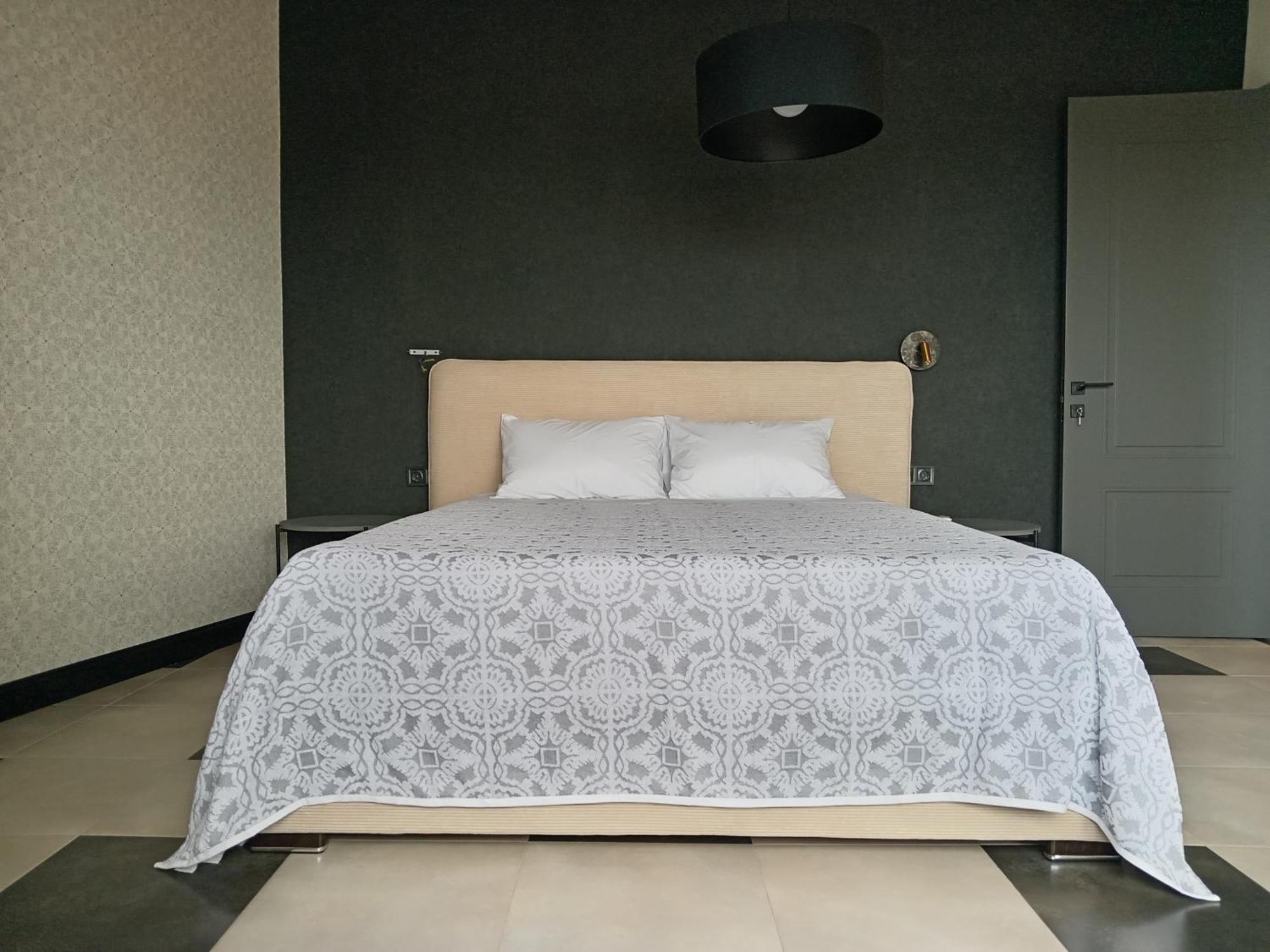 Medea'S Home Кутаїсі Номер фото